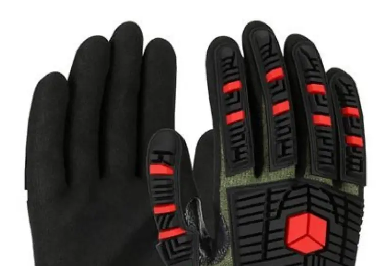 Example of Forceful Impact Resistant Gloves